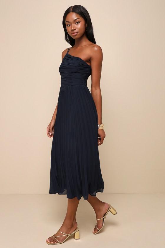 Wondrous Muse Plum Pleated One-Shoulder Midi Dress