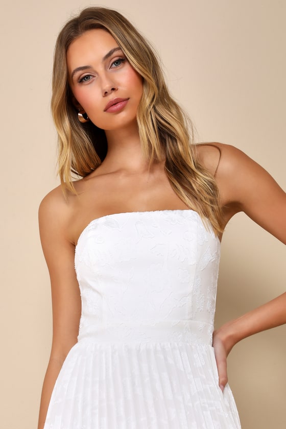 Perfectly Stunning Navy Jacquard Strapless Midi Dress