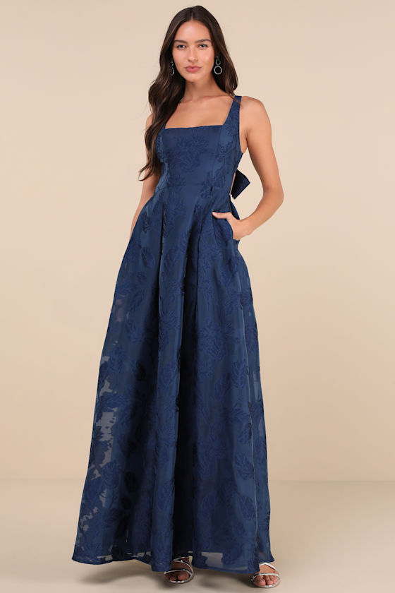 Perfected Aura Red Jacquard Tie-Back Maxi Dress with Pockets