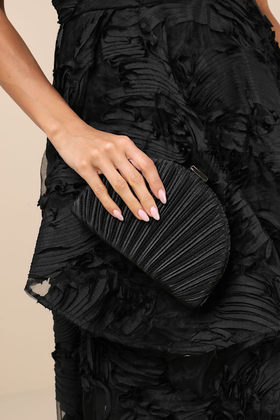 Pleat Perfection Champagne Satin Pleated Hard Clutch
