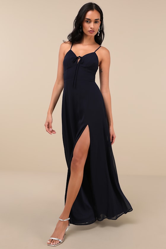 Marveled Beauty Black Sleeveless Tie-Front Maxi Dress