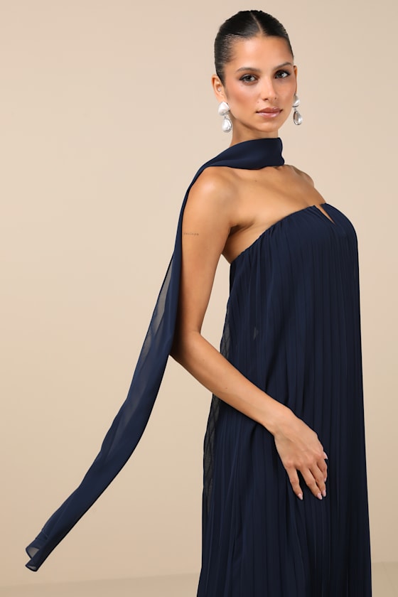 Lael Green Pleated Strapless Dress and Scarf Set