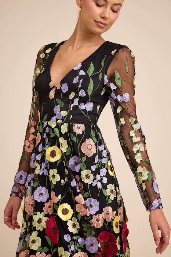 Impressive Blossom Black 3D Floral Embroidered Midi Dress