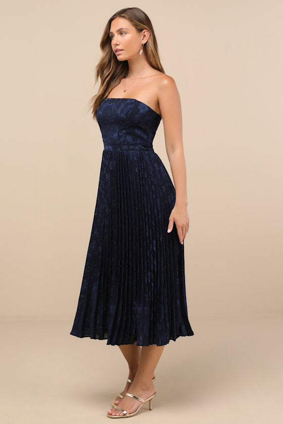 Perfectly Stunning Burgundy Jacquard Strapless Midi Dress