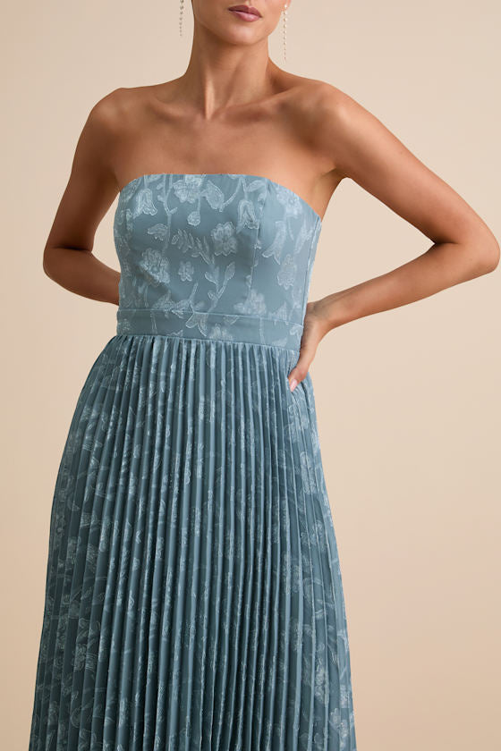 Perfectly Stunning Burgundy Jacquard Strapless Midi Dress