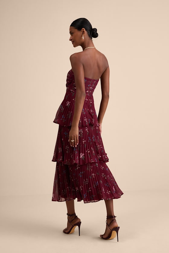 Hadelyn Lavender Floral Pleated Tiered Midi Dress