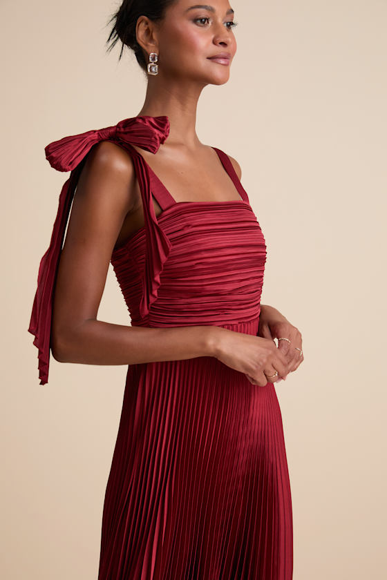 Gorgeous Purpose Pink Satin Pleated Sleeveless Bow Maxi Dress