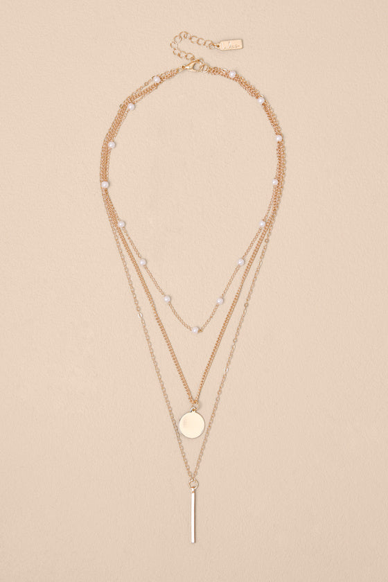 Quinneth Gold Layered Pendant Necklace