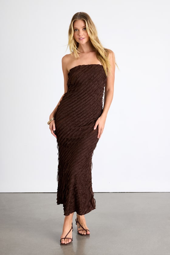 Faelyn Yellow Strapless Ruffled Midi Dress