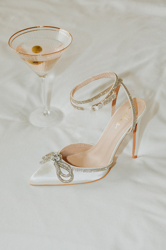 Lullie Silver Vinyl Rhinestone Ankle Strap Pointed-Toe Pumps