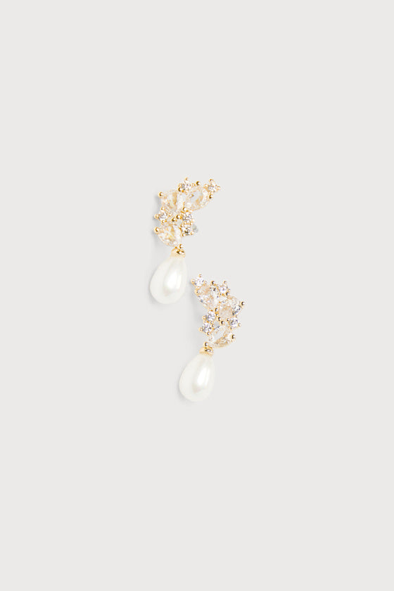Seeking Elegance Gold Cubic Zirconia Pearl Stud Earrings