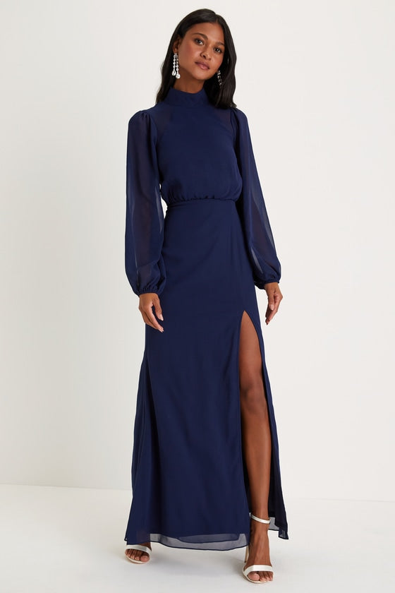 Graceful Entrance Black Long Sleeve Backless Maxi Dress