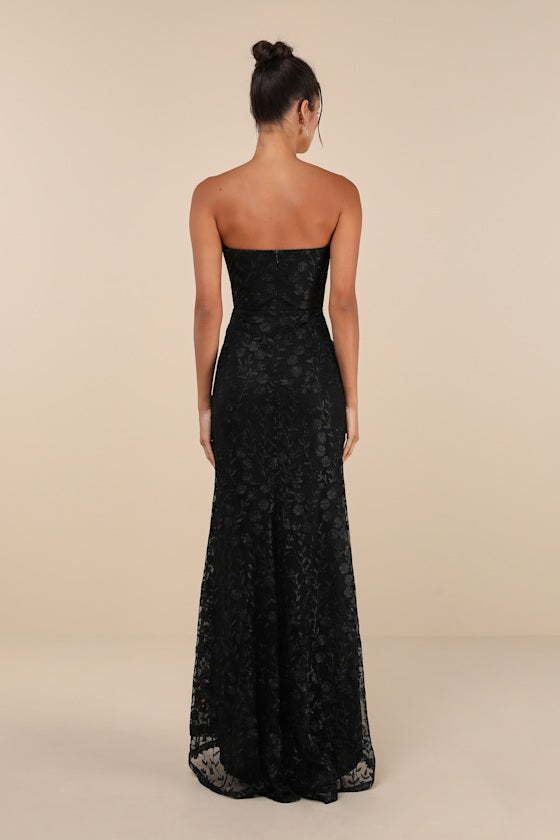 Romantic Beauty Red Floral Embroidered Strapless Maxi Dress
