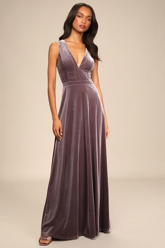 Beautiful Night Black Velvet Sleeveless Maxi Dress