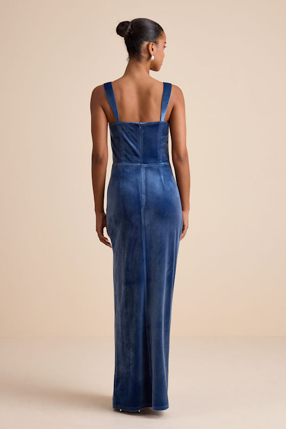 Pristine Luxury Emerald Green Velvet Bustier Maxi Dress