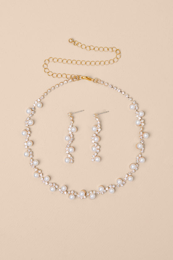 Haleema Gold Pearl Rhinestone Necklace and Earring Set