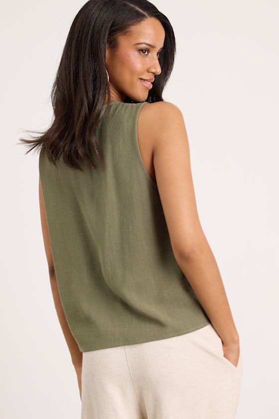 Casually Sophisticated Brown Linen Sleeveless Button-Front Top